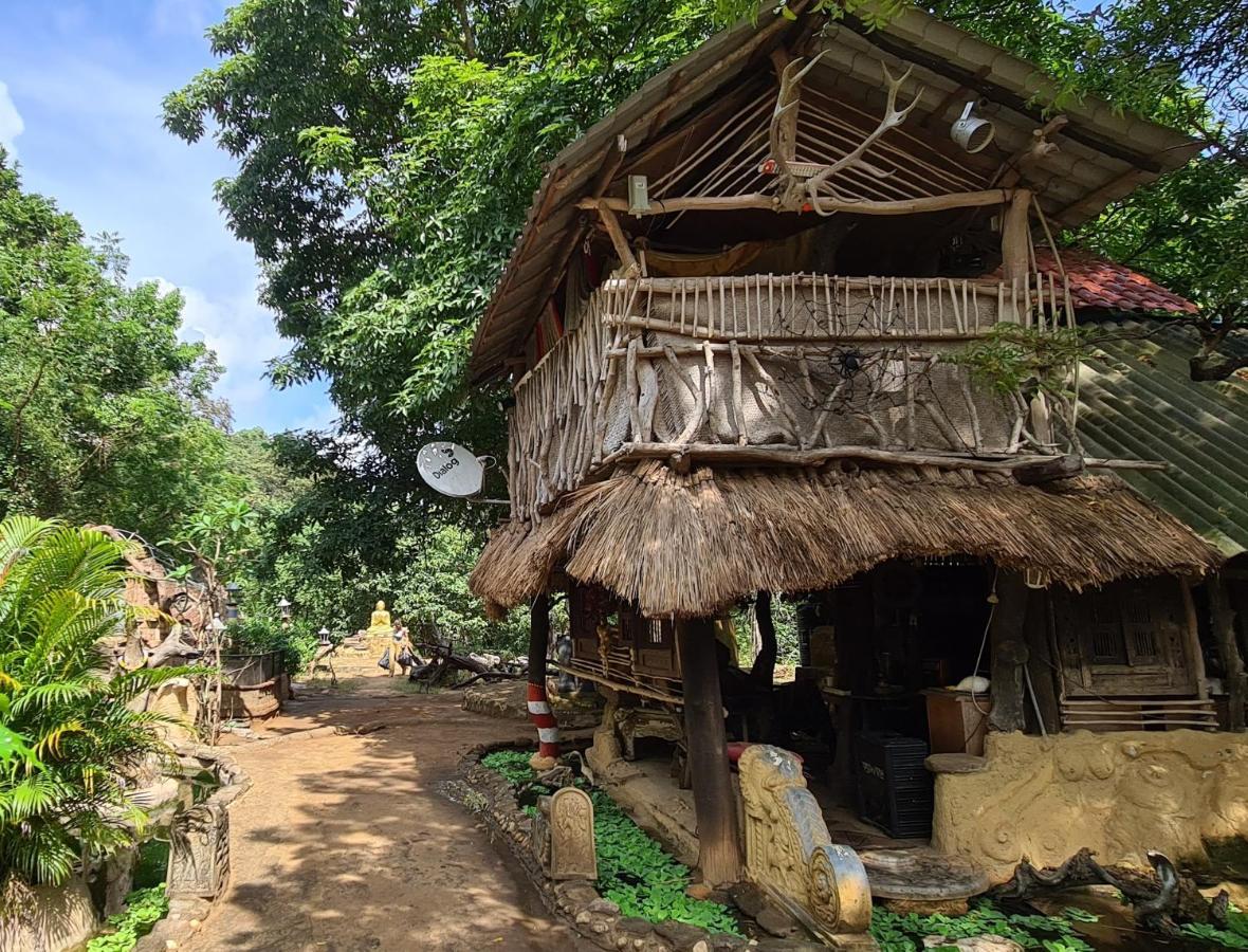 Humbhaha Jungle Yala Nature Eco Resort Kataragama Kültér fotó